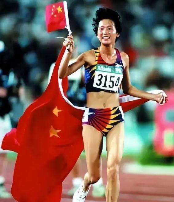 hth华体育官网-奥运冠军王军霞：退役后移居美国，三个孩子三个爹，如今活成了这样|亚特兰大奥运会|婚姻|家庭|奥运会|赛场_新浪体育_新浪新闻